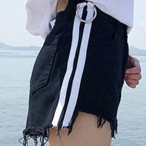 White Striped Denim Shorts SZ 0-2